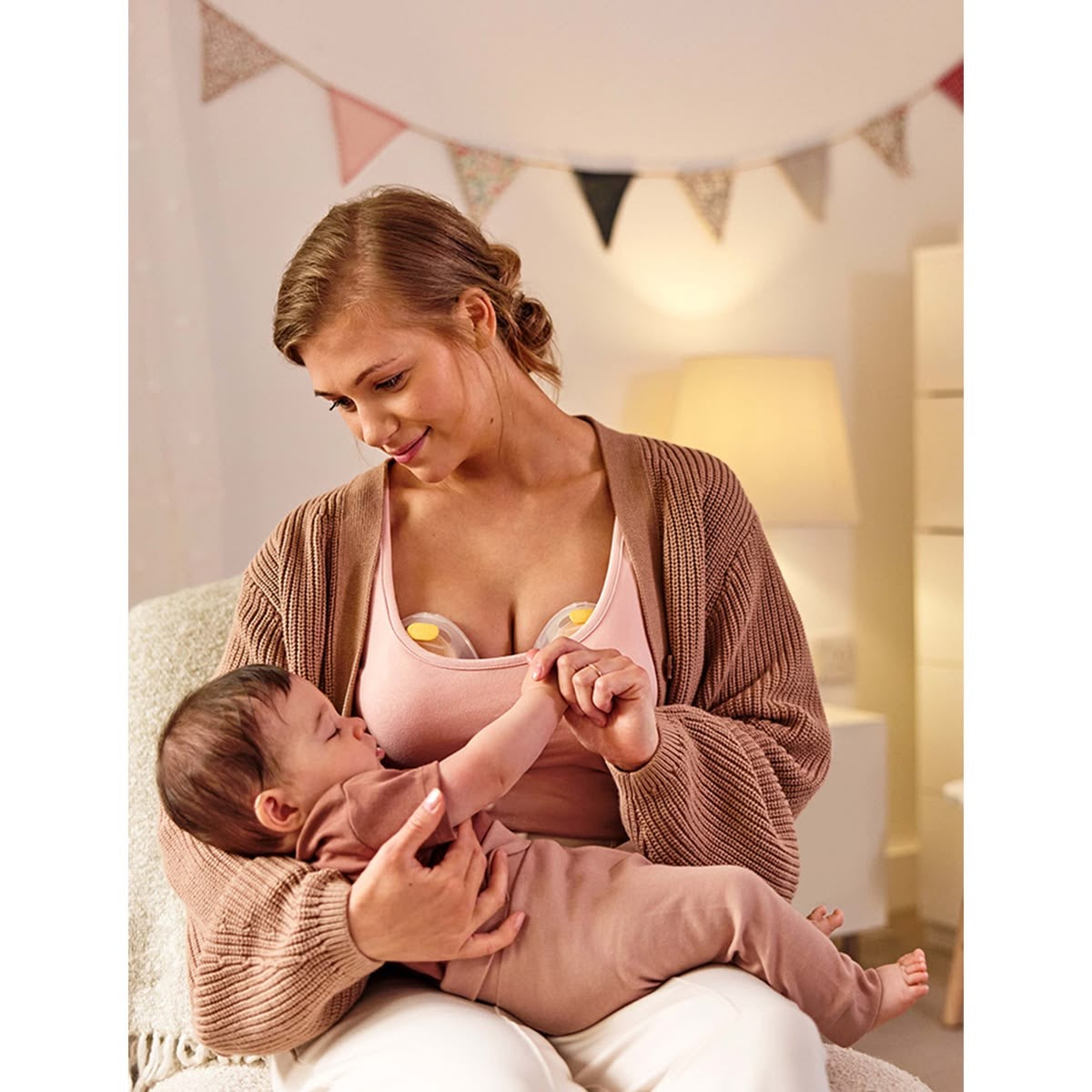 Medela Solo™ Hands-free – Pompa Elektrike Gjiri