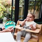 Matchstick Monkey – Pjatë me Ndarje në Formë Majmuni