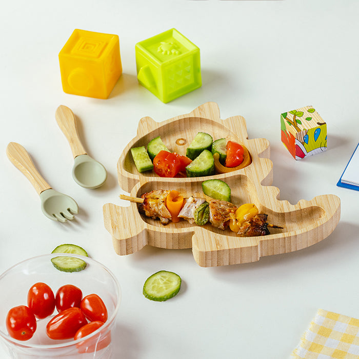 NAVA We Care - Set ushqimi me pjate material bamboo dhe luge+pirun silikoni