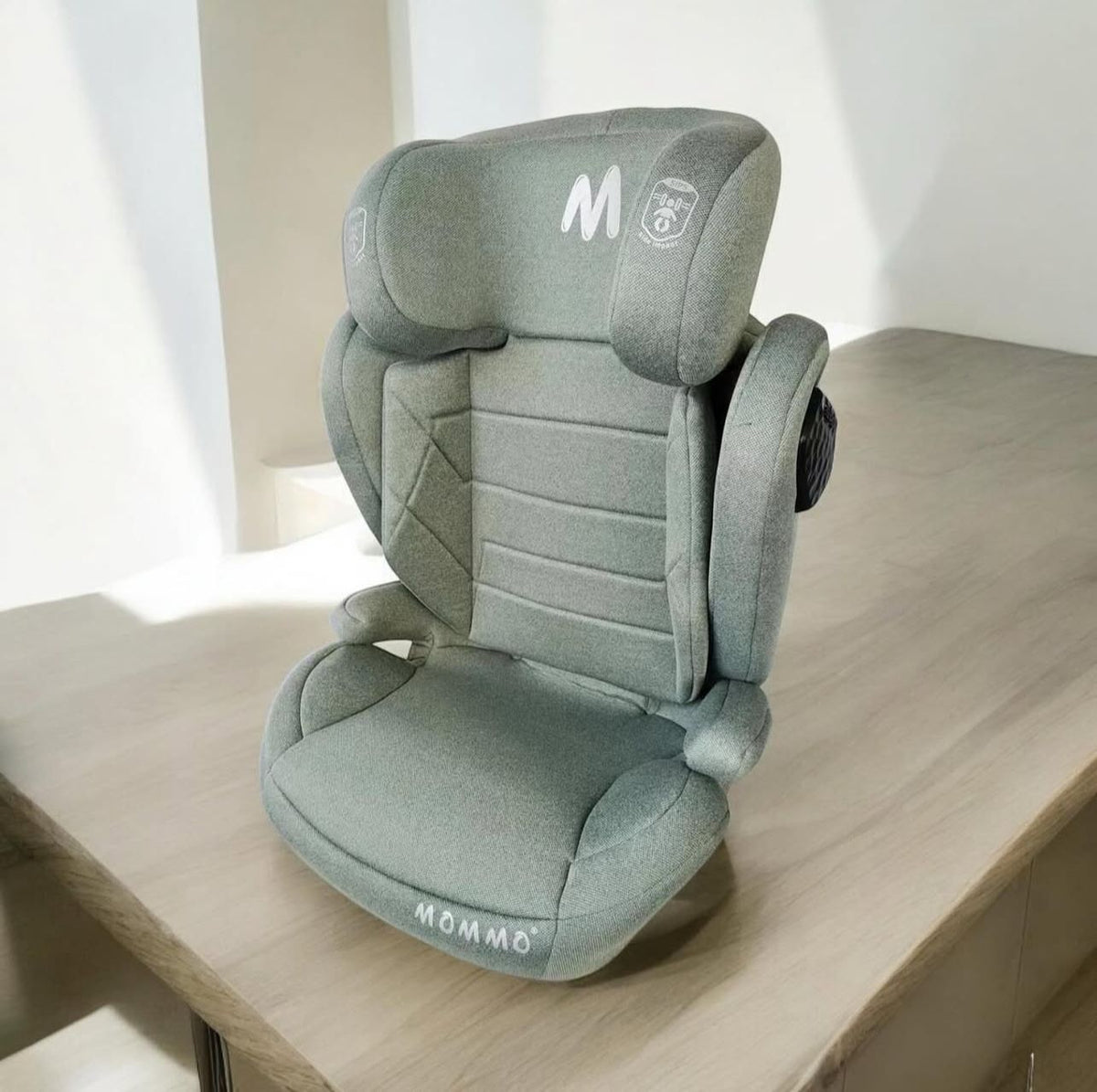 Mommo Booster SeatUlëse Makine për Fëmijë (Grupi 2/3)