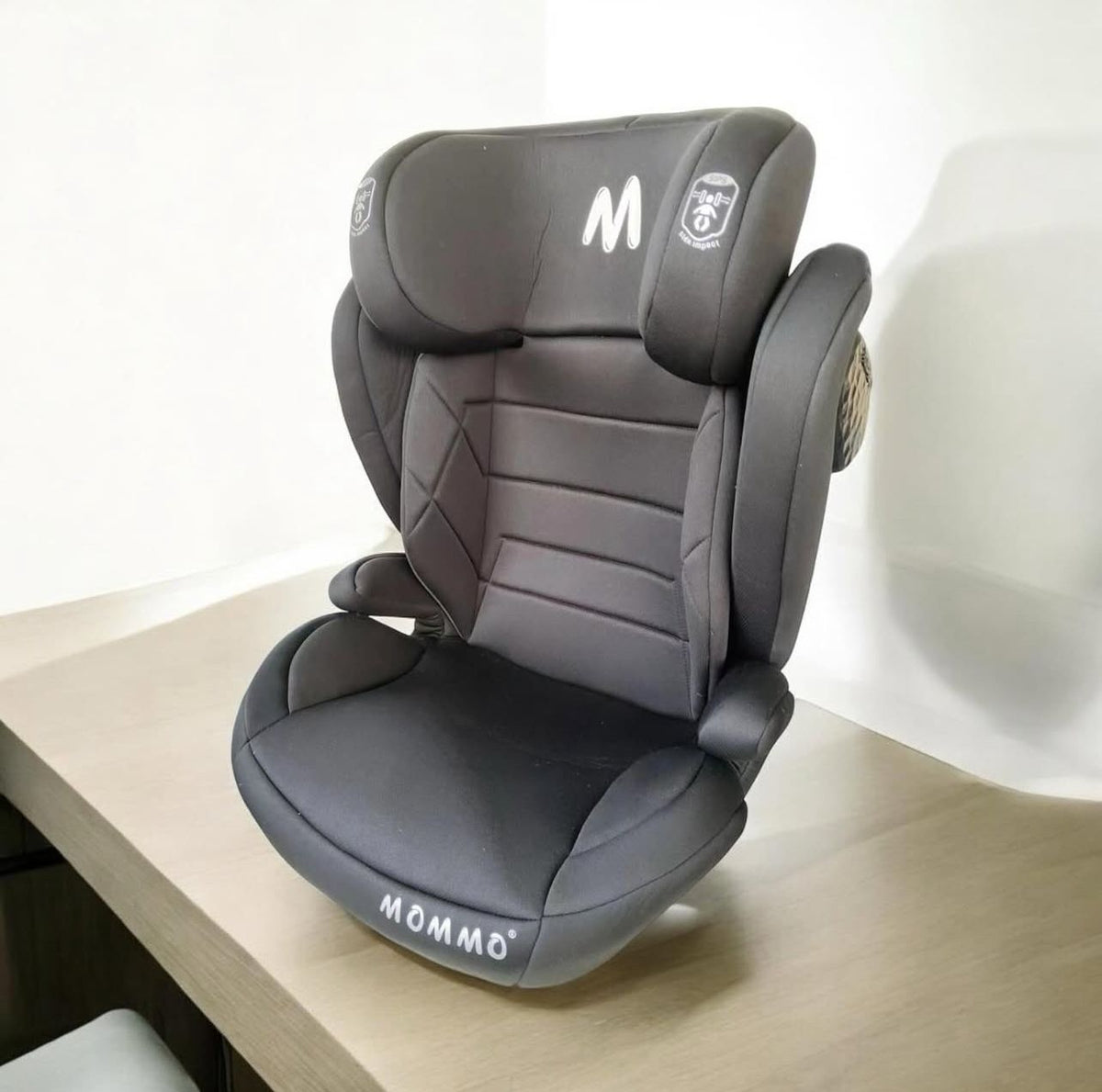 Mommo Booster SeatUlëse Makine për Fëmijë (Grupi 2/3)