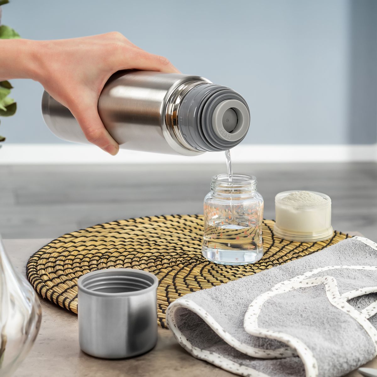 Pure stainless steel vacuum bottle V2, 750 ml